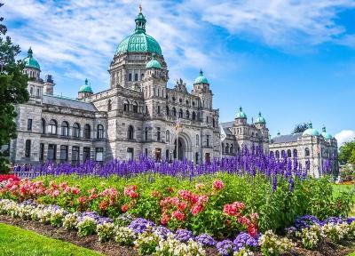 Victoria, Canada: A Fusion of History, Nature, and Culture Victoria, Canada: A Fusion of History, Nature, and Culture